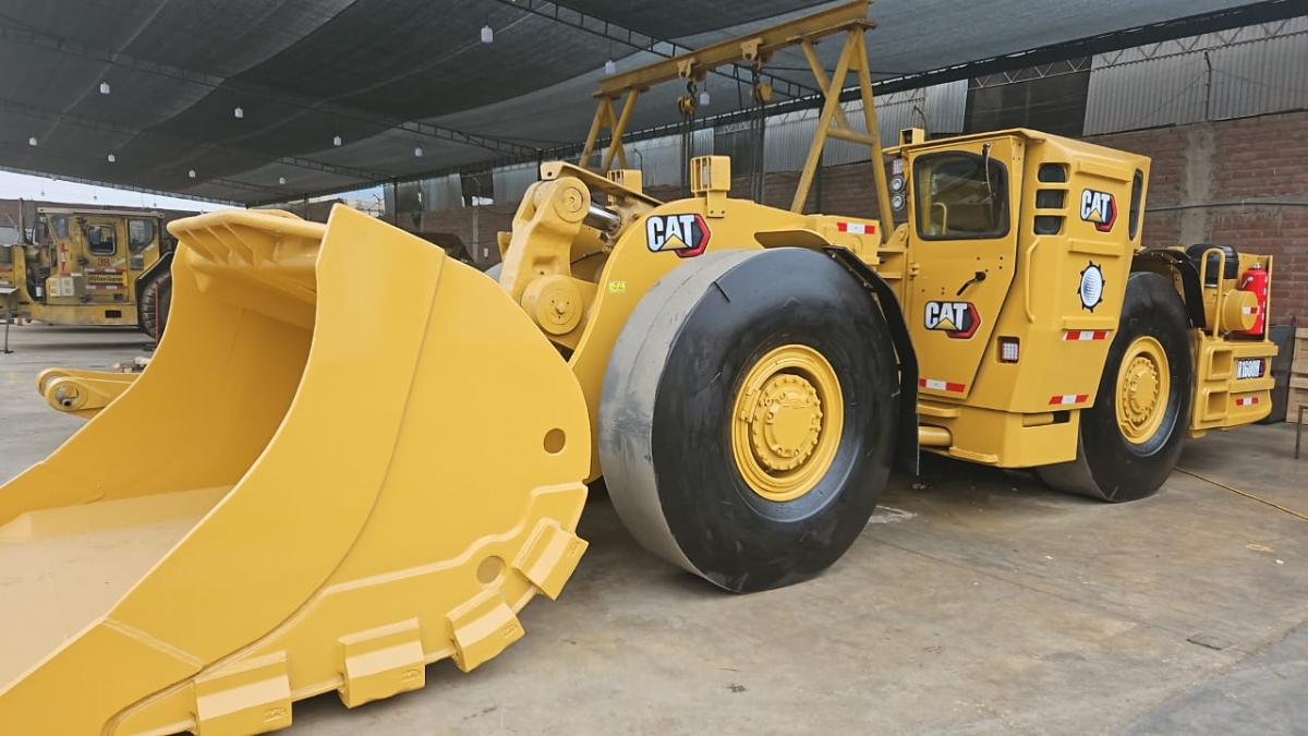 Loaders and Haul Trucks